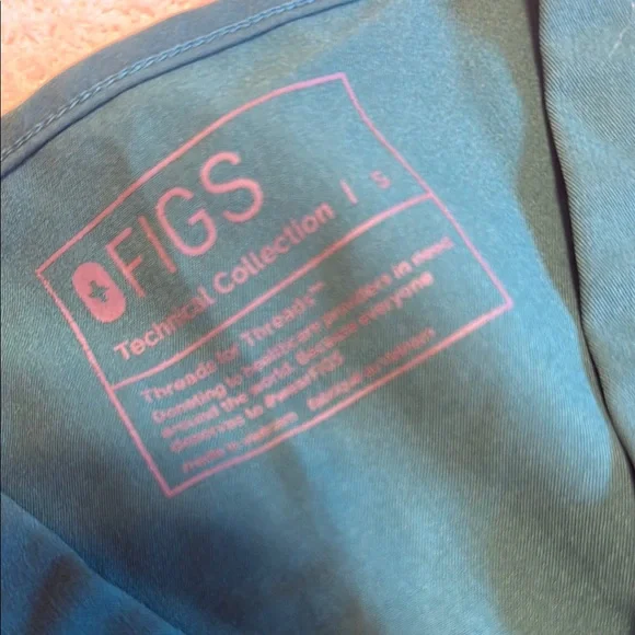 Figs Jade Green Scrub Top - Picture 4 of 8